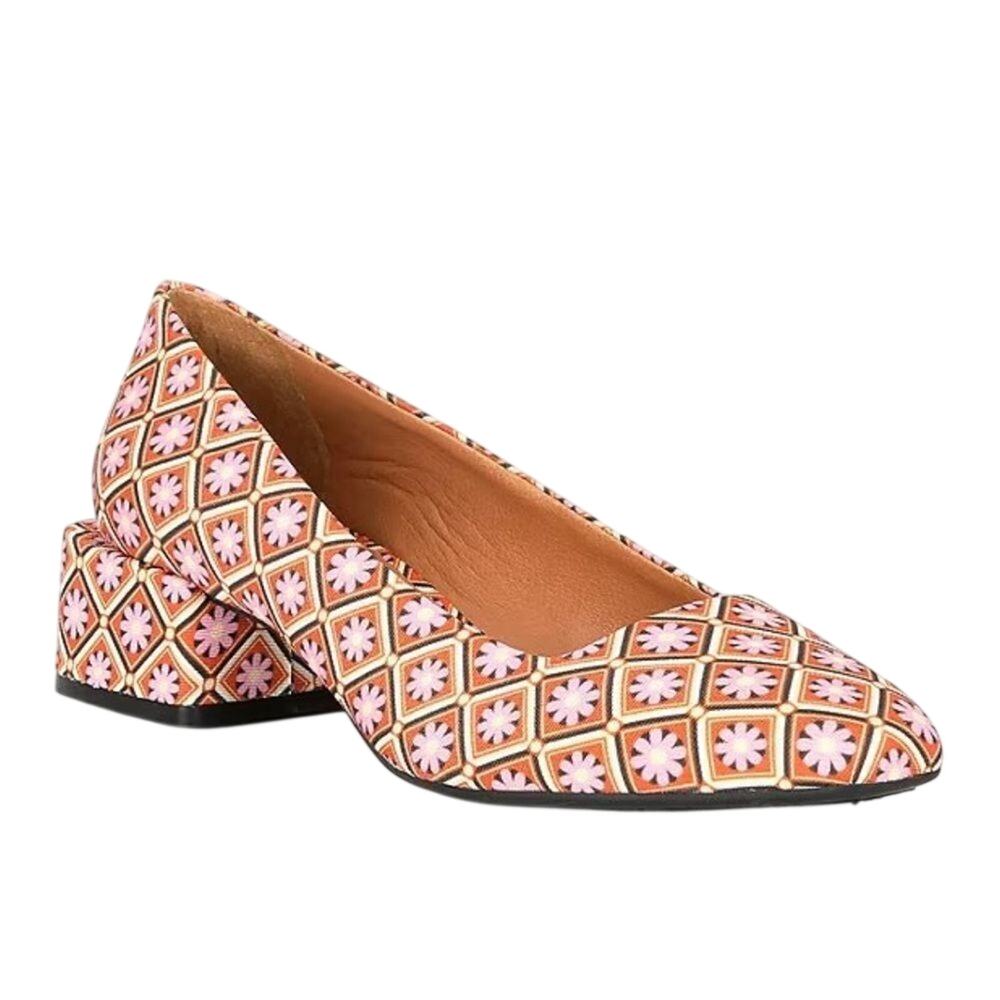 Chelsea & Violet Mazzy Pink and Orange Floral Printed Pumps Size 5
